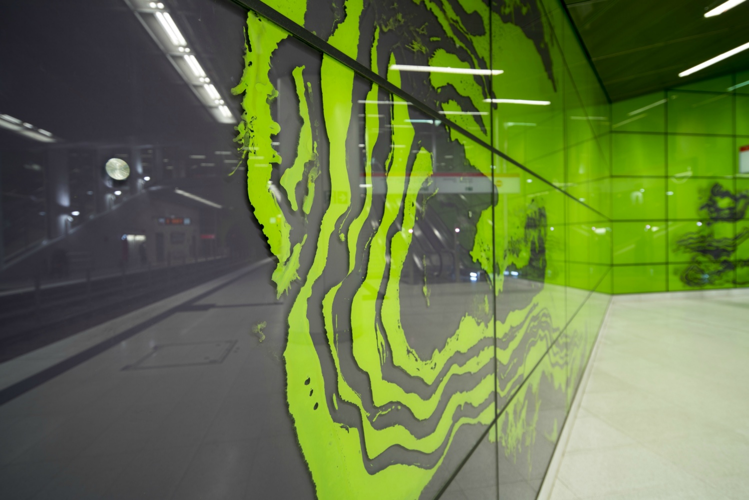 U-Bahn Wehrhahlinie, Haltestelle Graf-Adolf-Platz 2016 (Gestaltung Manuel Franke 2016)